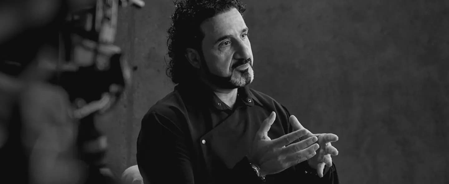 Jihad Bakkoura discussing the philosophy of time